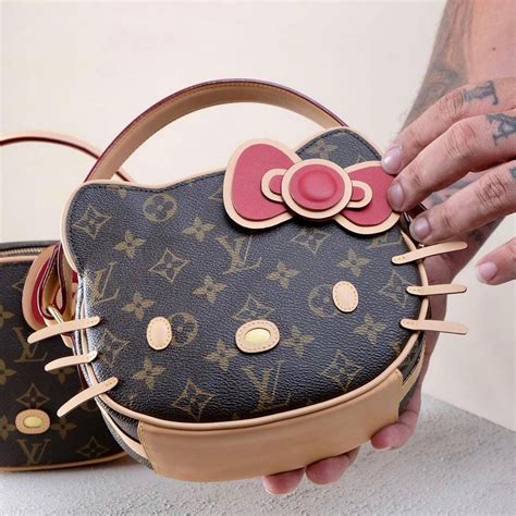 louis vuitton hello kitty bag